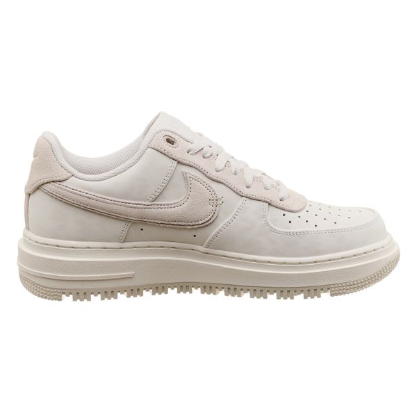 Кросівки унісекс Nike Air Force 1 Luxe (DD9605-100), 41, OFC, 20% - 30%, 1-2 дні