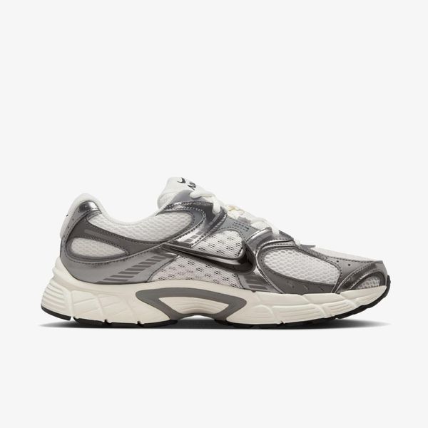 Кросівки чоловічі Nike V5 Rnr (HJ5228-009), 41, OFC, 20% - 30%, 1-2 дні
