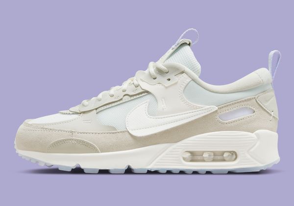 Кроссовки женские Nike Air Max 90 Futura (DM9922-102), 39, WHS, 10% - 20%, 1-2 дня