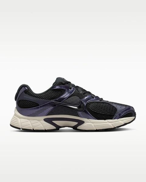 Кросівки чоловічі Nike V5 Rnr (HJ5228-013), 42, WHS, 30% - 40%, 1-2 дні