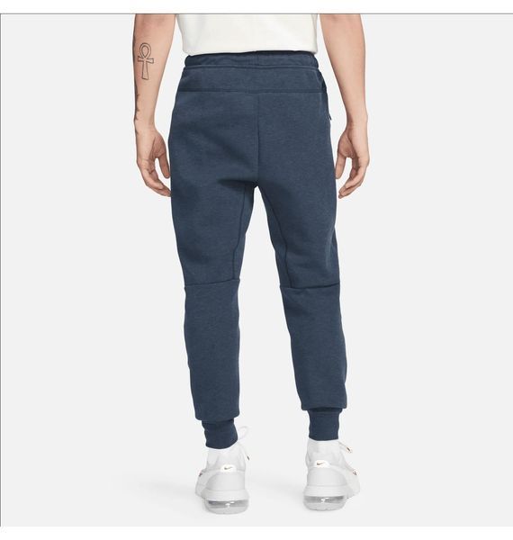 Брюки мужские Nike Sportswear Tech Fleece Joggers (FB8002-473), S, OFC, > 50%, 1-2 дня