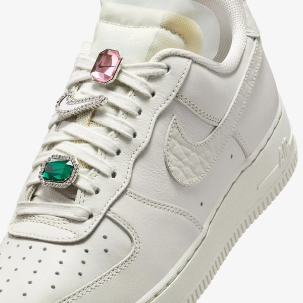 Кроссовки женские Nike Air Force 1 Lo Prm (DN5463-001), 36.5, OFC, 10% - 20%, 1-2 дня