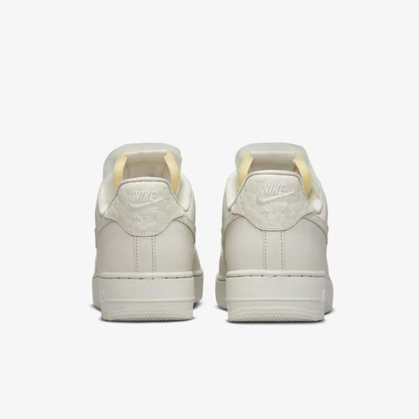 Кроссовки женские Nike Air Force 1 Lo Prm (DN5463-001), 36.5, OFC, 10% - 20%, 1-2 дня
