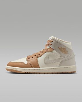 Кроссовки женские Jordan Air 1 Mid (BQ6472-118), 37.5, WHS, 1-2 дня