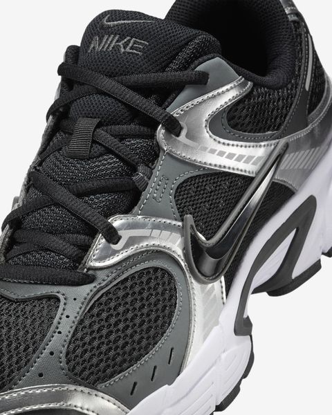 Кросівки чоловічі Nike V5 Rnr (HJ5228-004), 42, WHS, 20% - 30%, 1-2 дні