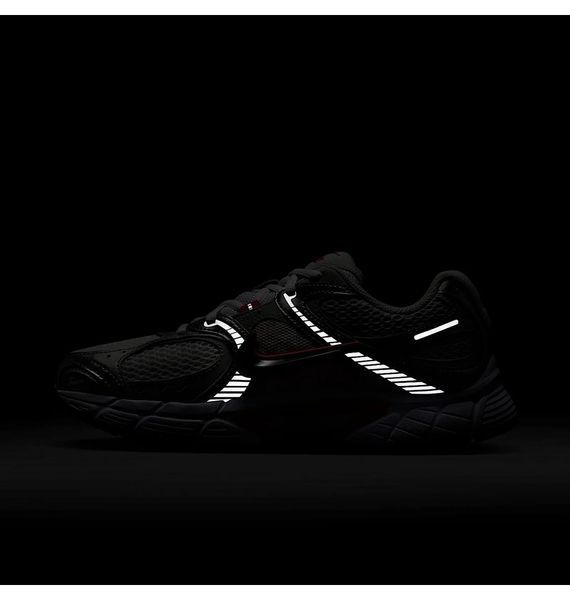 Кроссовки женские Nike V5 Rnr (HQ7901-100), 38.5, OFC, 20% - 30%, 1-2 дня