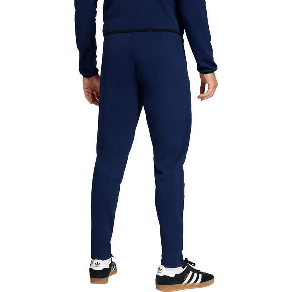Брюки мужские Adidas Tiro 26 Travel Sweat Pant (KF6073), L, OFC, 1-2 дня
